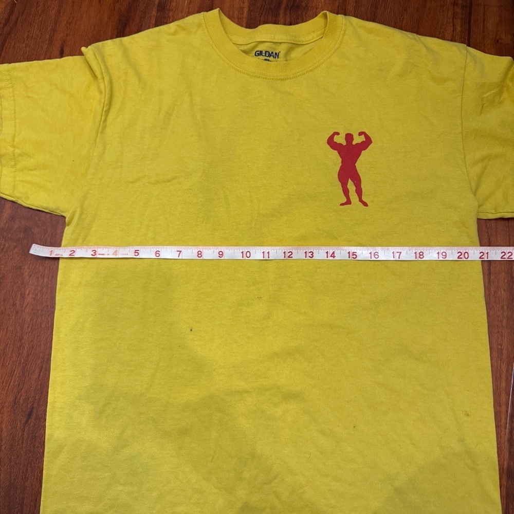 Universal Bodybuilding Vintage Shirt Size Medium - Picture 6 of 7